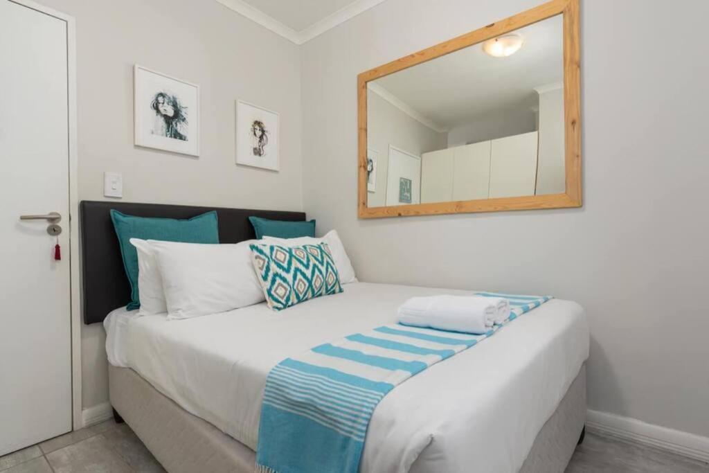 Cozy In The Heart Of Cape Town